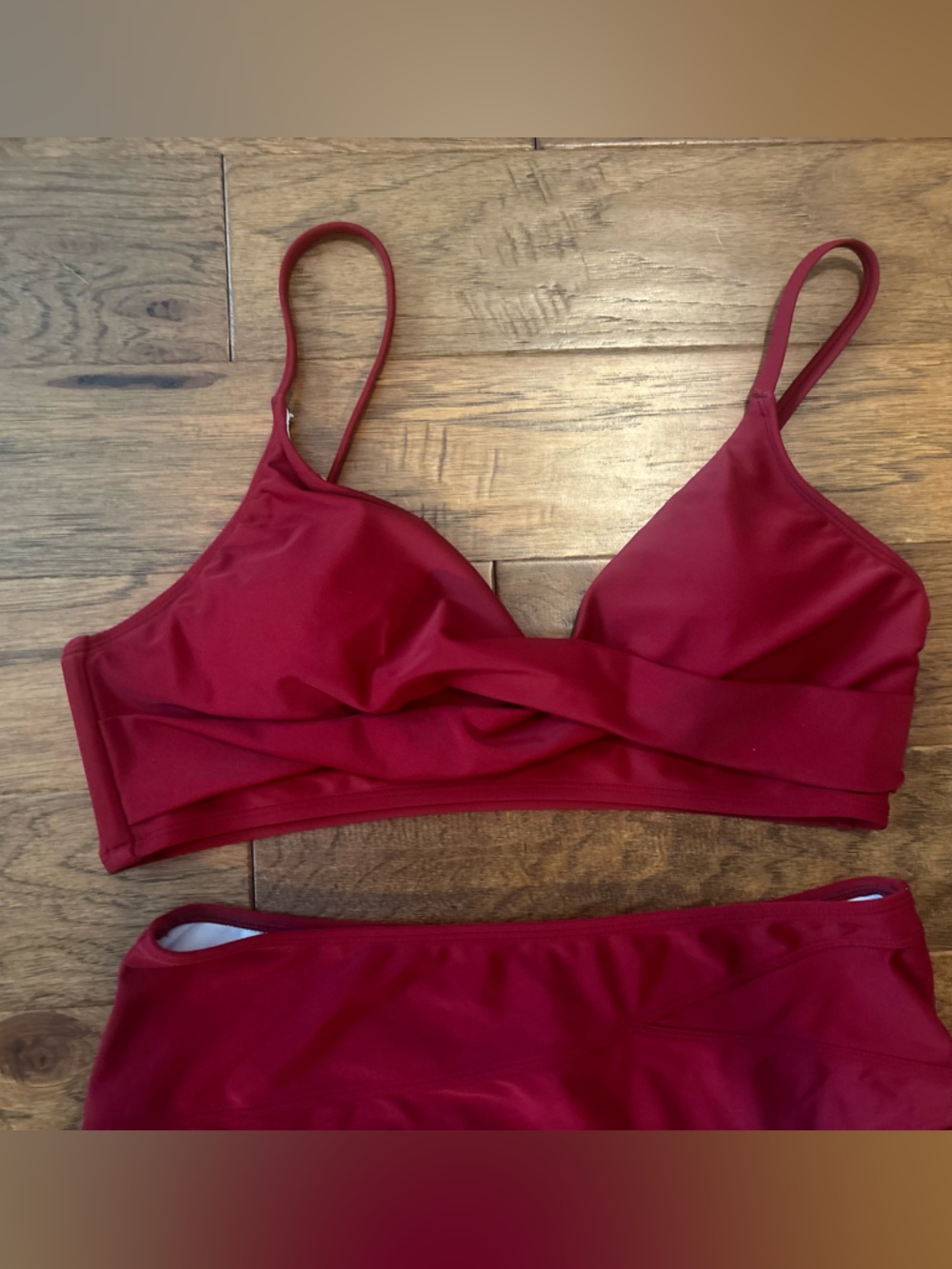 Cupshe Twist-Front Bikini Set in Deep Red - Picture 3 of 7